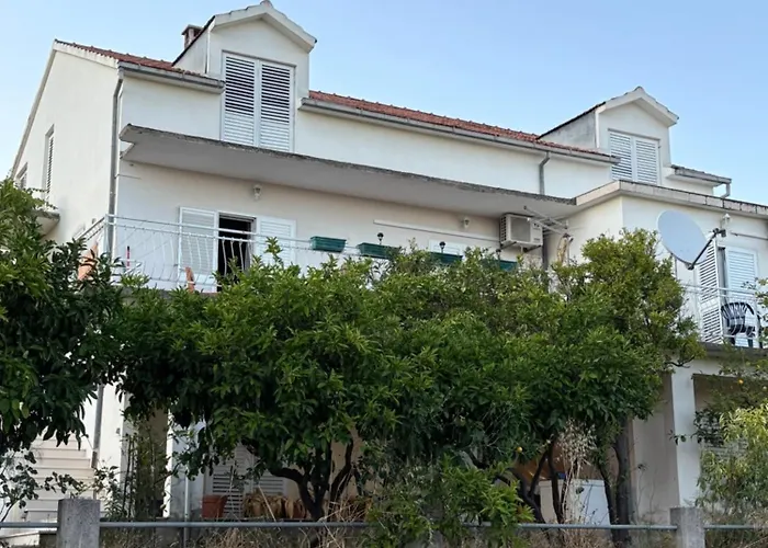 Melija Appartement *